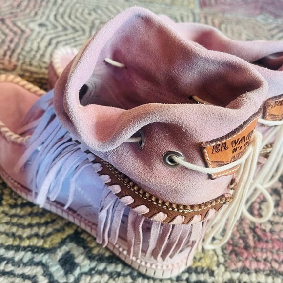 EL VAQUERO PINK MOCCASIN BOOTS - Picture 5 of 9